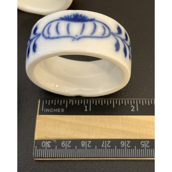 Vintage Gerold Porzellan Bavaria Blue Onion Napkin Rings Set Of 6 FLAW‎ - Picture 4 of 4